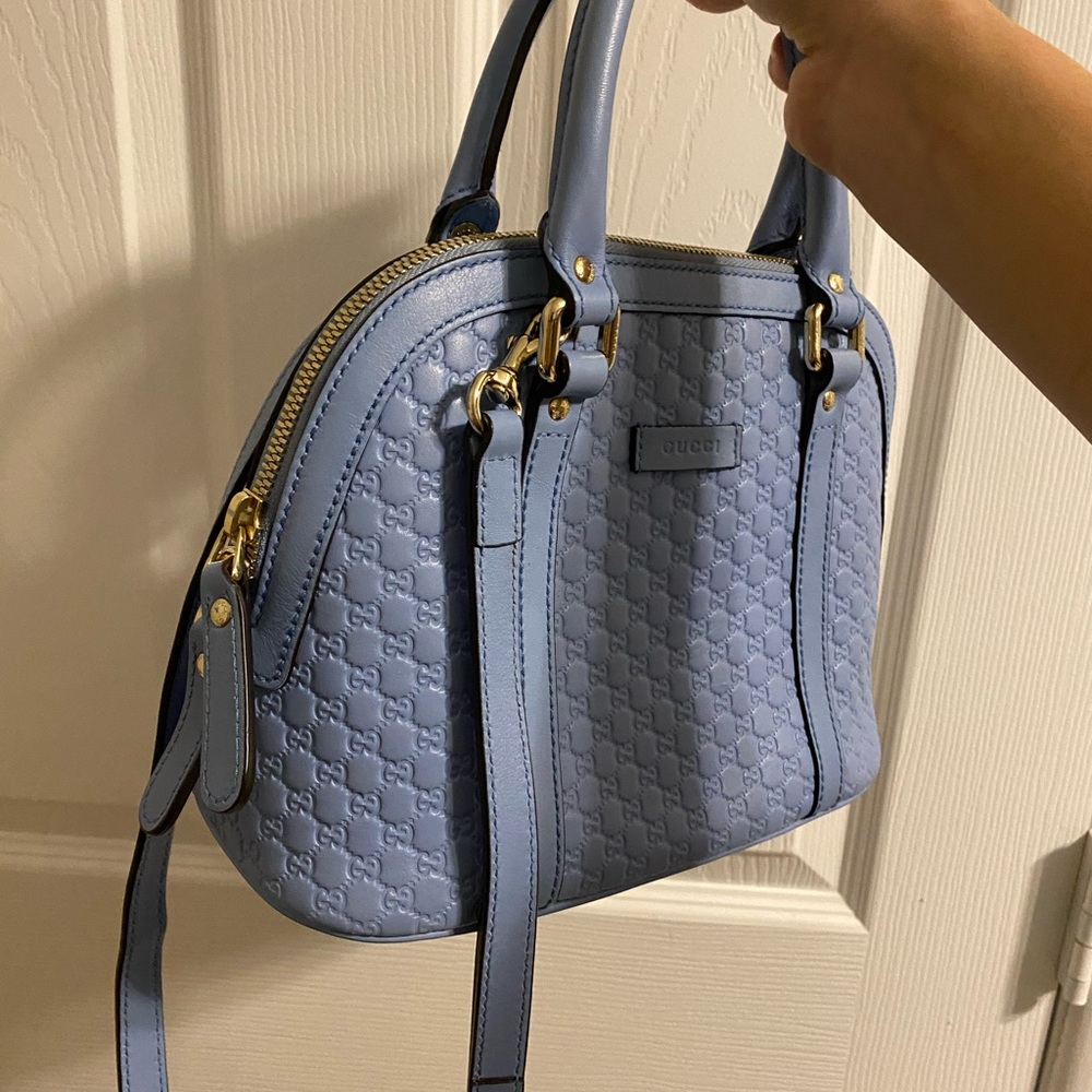 Authentic Blue Gucci handbag - Picture 3 of 7